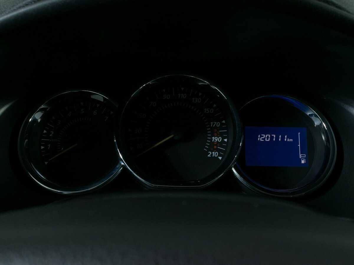 Купить Renault Sandero с пробегом. Фото: #11