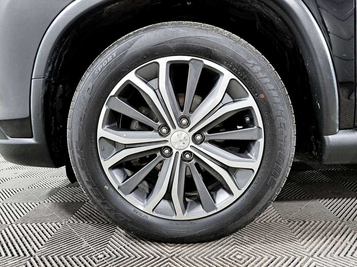 Купить Peugeot 4008 с пробегом. Фото: #9