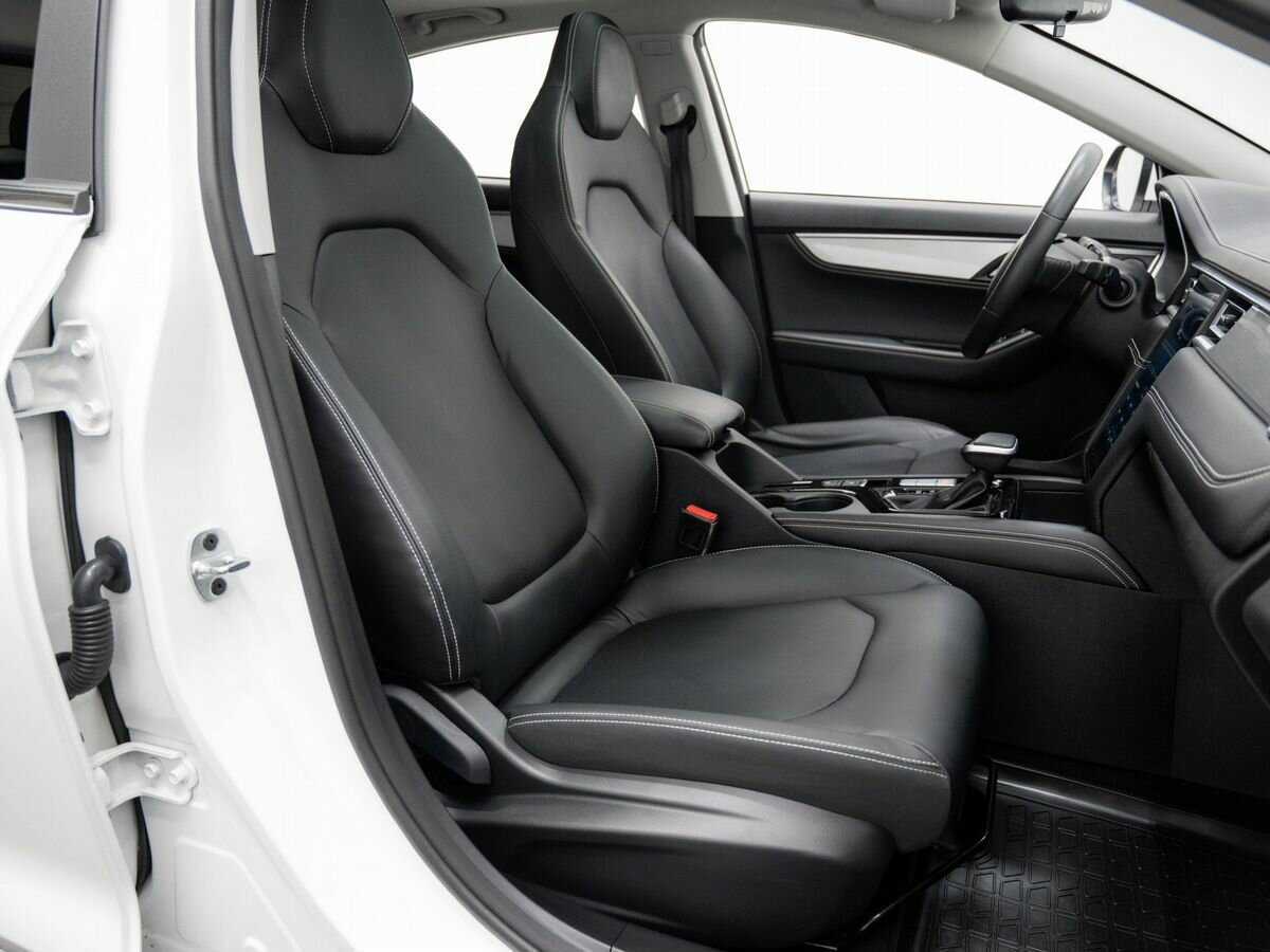 Купить JAC J7 с пробегом. Фото: #7