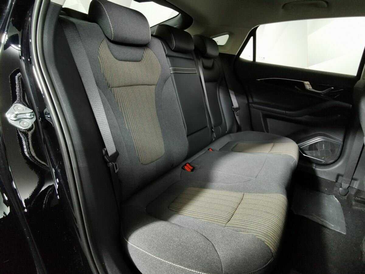 Купить FAW Bestune B70 с пробегом. Фото: #11