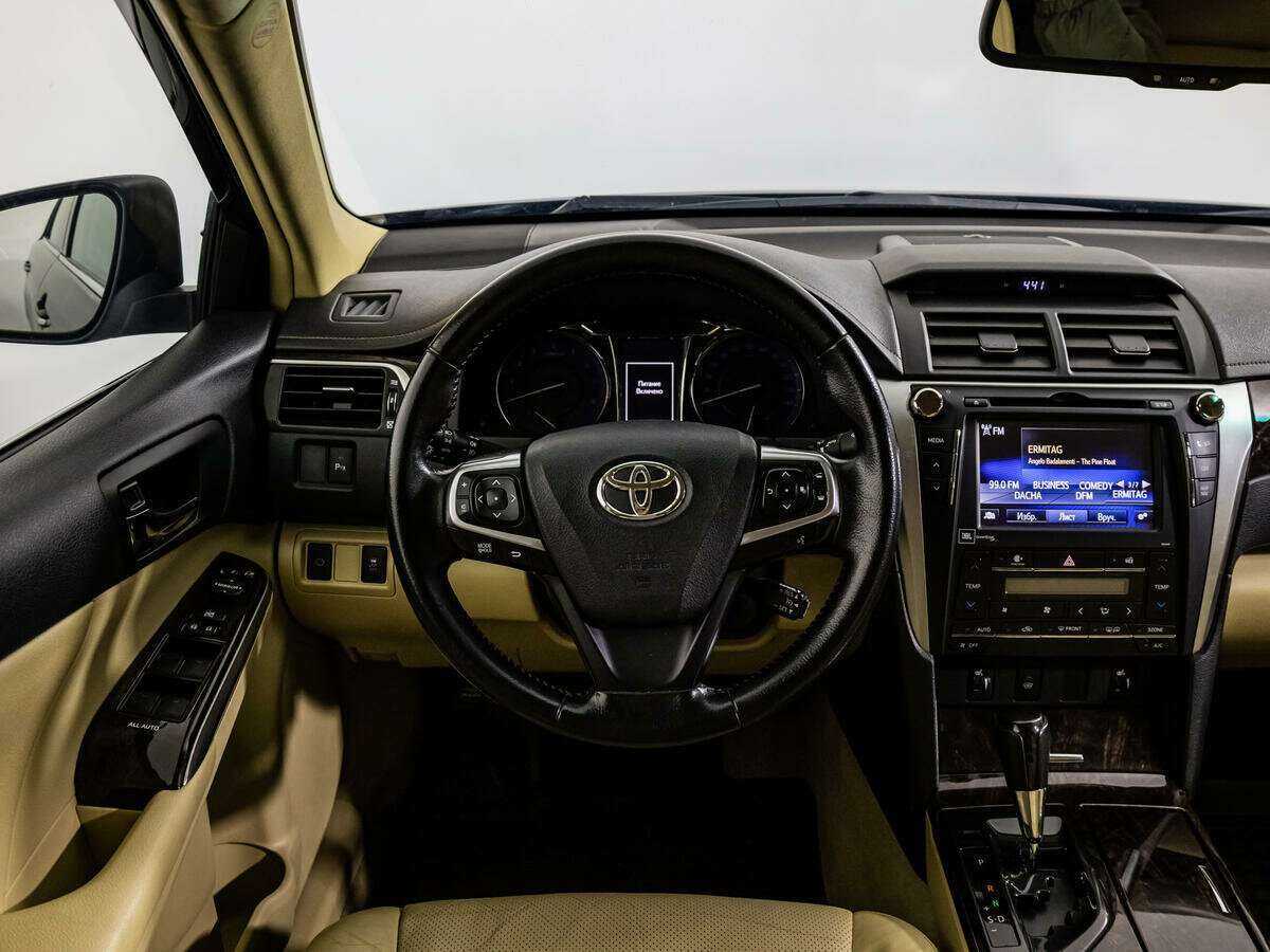Купить Toyota Camry с пробегом. Фото: #12