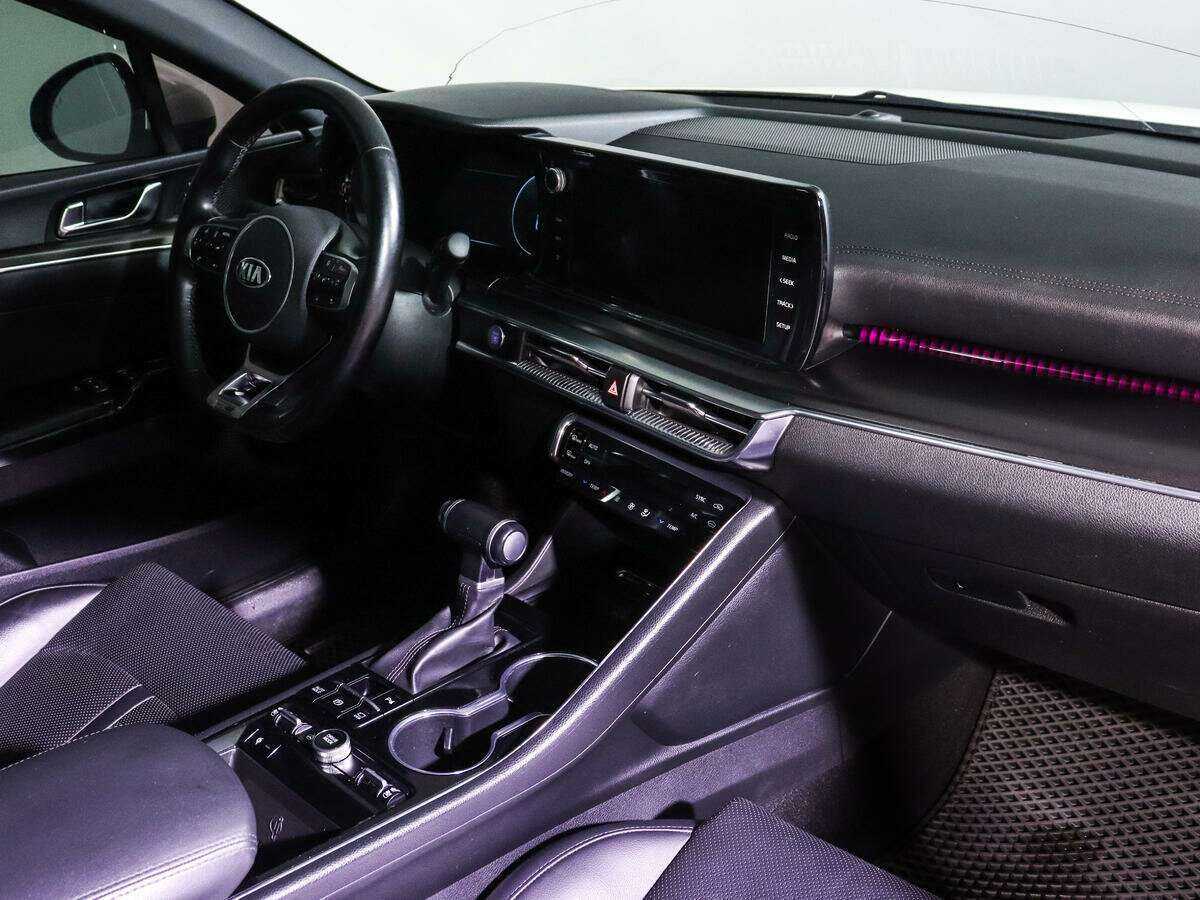 Купить Kia K5 с пробегом. Фото: #7