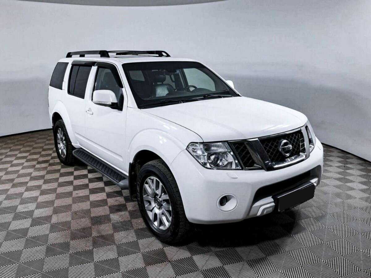 Купить Nissan Pathfinder с пробегом. Фото: #2