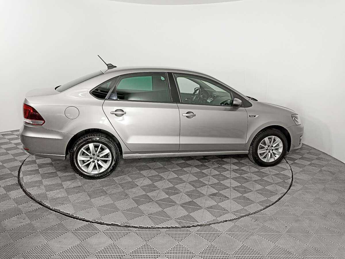 Купить Volkswagen Polo с пробегом. Фото: #3
