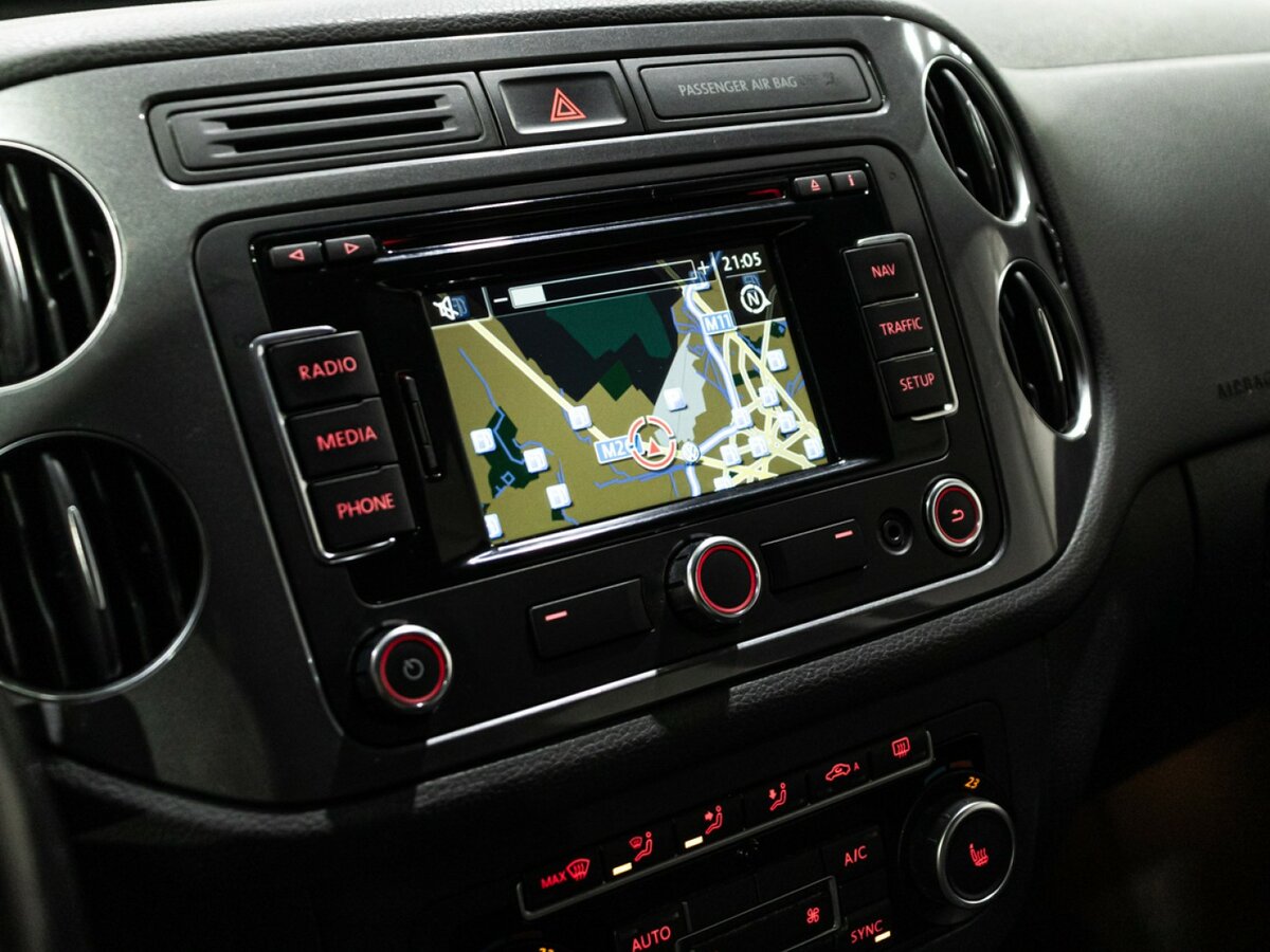 Купить Volkswagen Tiguan с пробегом. Фото: #14
