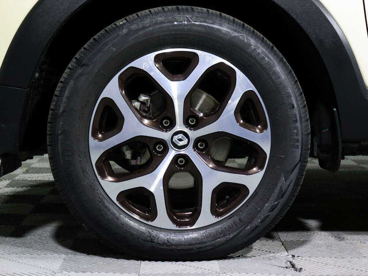 Купить Renault Kaptur с пробегом. Фото: #12