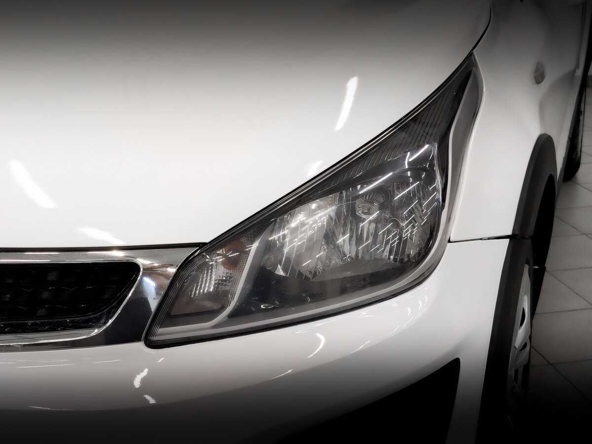 Купить Kia Rio с пробегом. Фото: #15