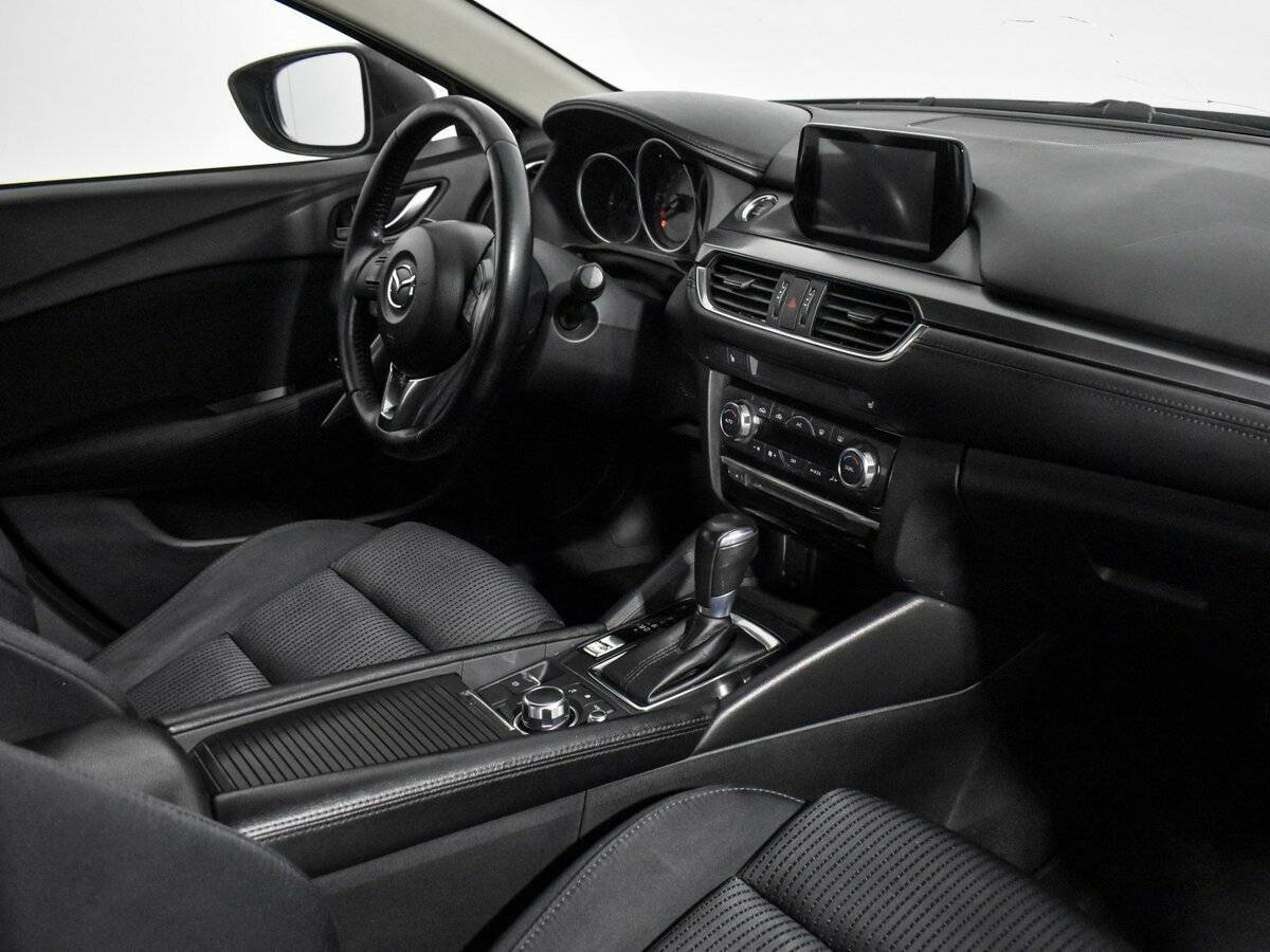 Купить Mazda 6 с пробегом. Фото: #11