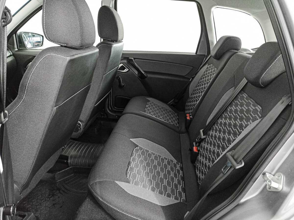 Купить Lada (ВАЗ) Granta с пробегом. Фото: #9