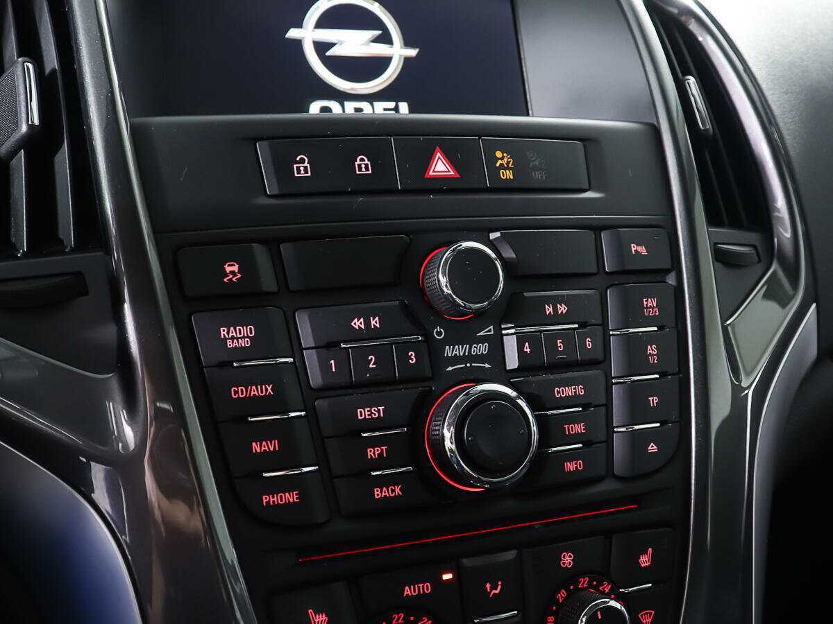 Купить Opel Astra с пробегом. Фото: #17