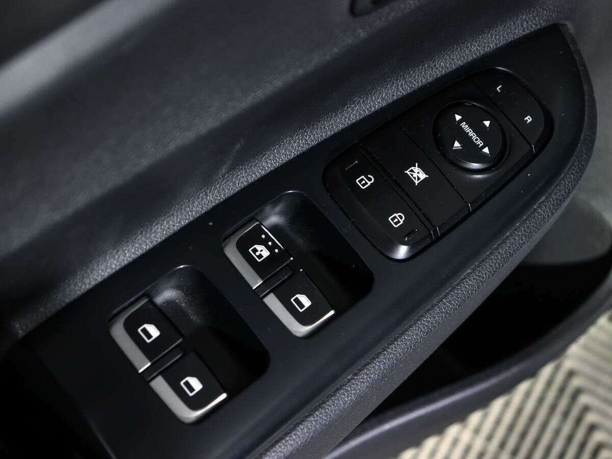 Купить Kia Rio с пробегом. Фото: #13