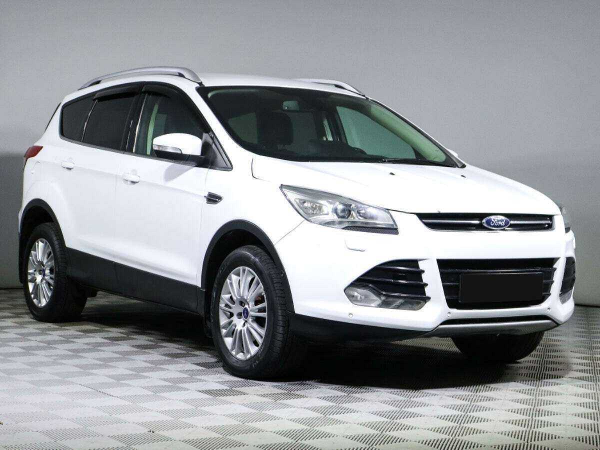 Купить Ford Kuga с пробегом. Фото: #2