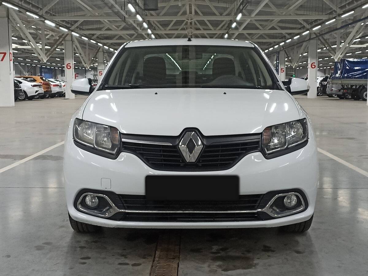 Купить Renault Logan с пробегом. Фото: #1