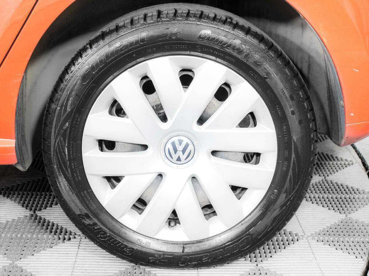 Купить Volkswagen Polo с пробегом. Фото: #15