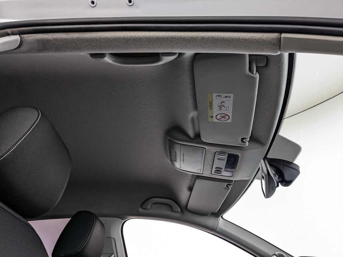 Купить Skoda Rapid с пробегом. Фото: #18