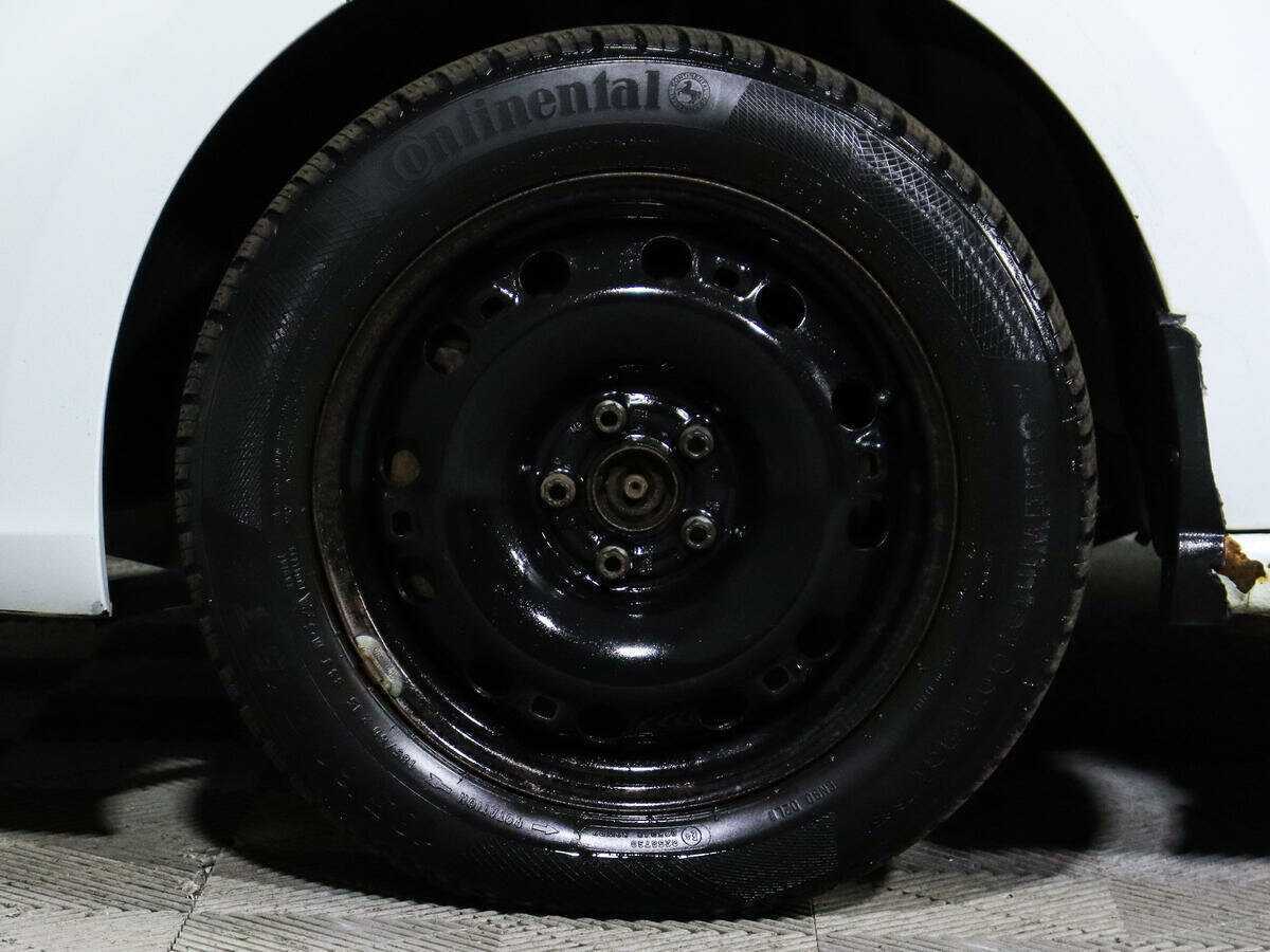 Купить Volkswagen Polo с пробегом. Фото: #13