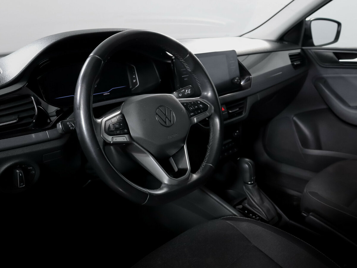 Купить Volkswagen Polo с пробегом. Фото: #9