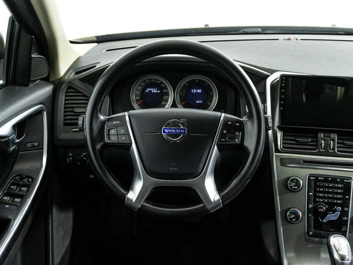 Купить Volvo XC60 с пробегом. Фото: #19