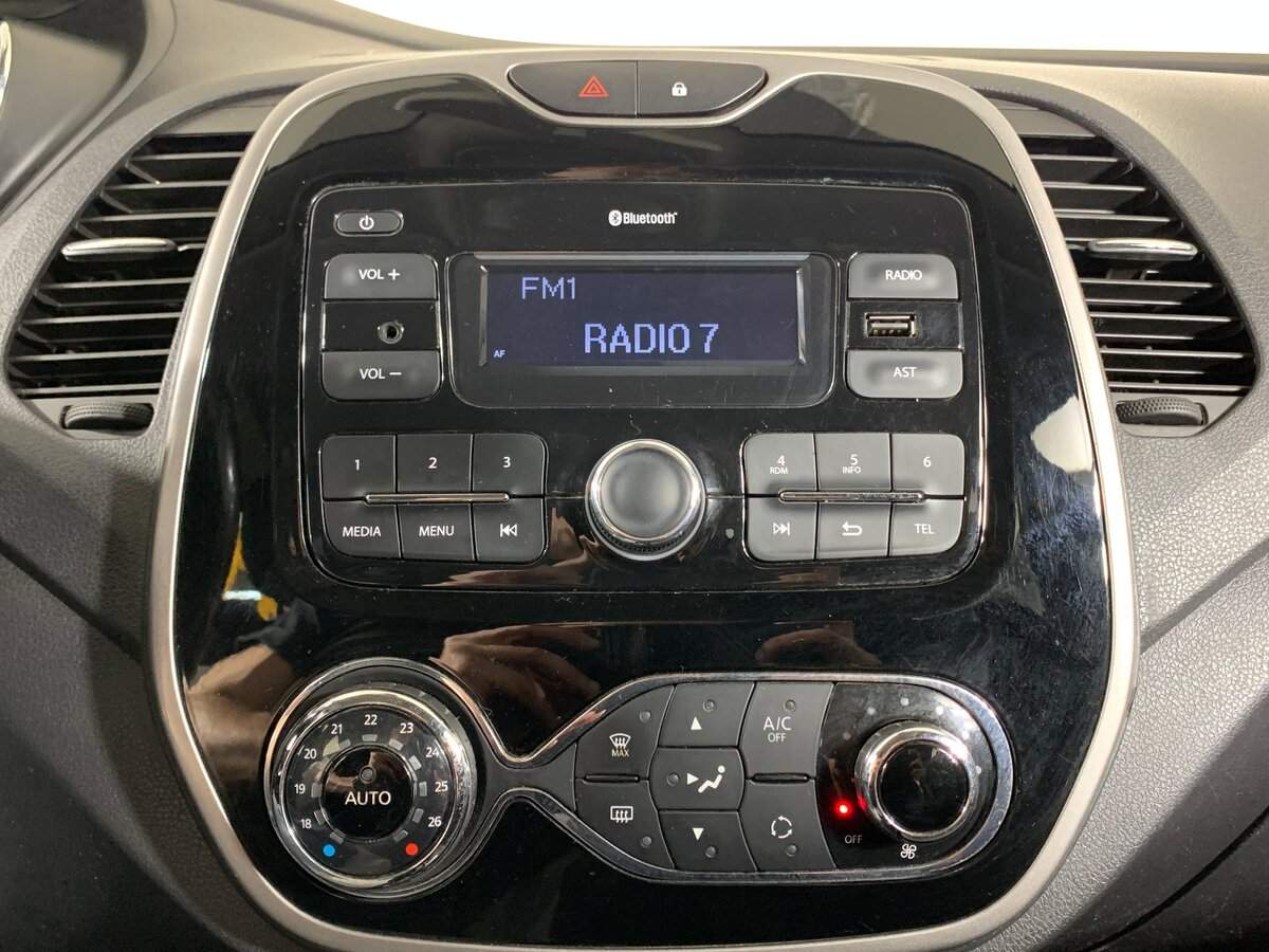 Купить Renault Kaptur с пробегом. Фото: #14