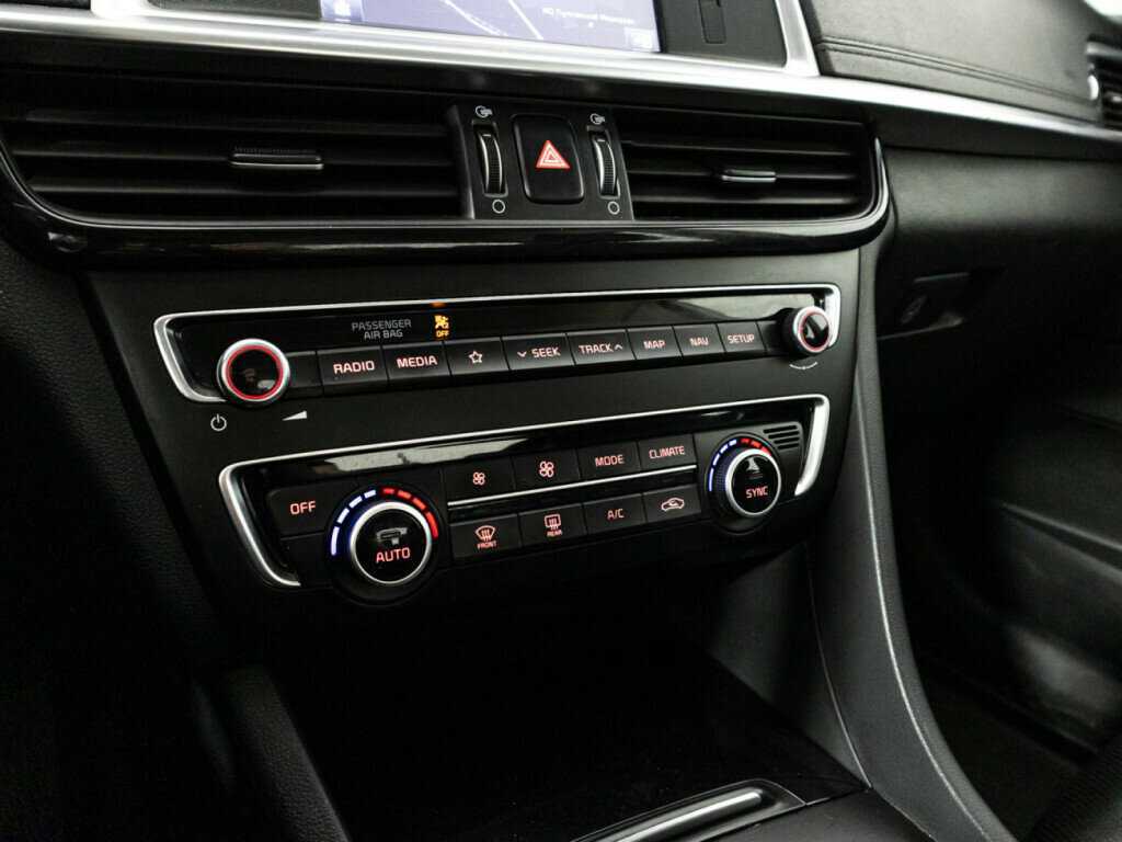 Купить Kia Optima с пробегом. Фото: #17