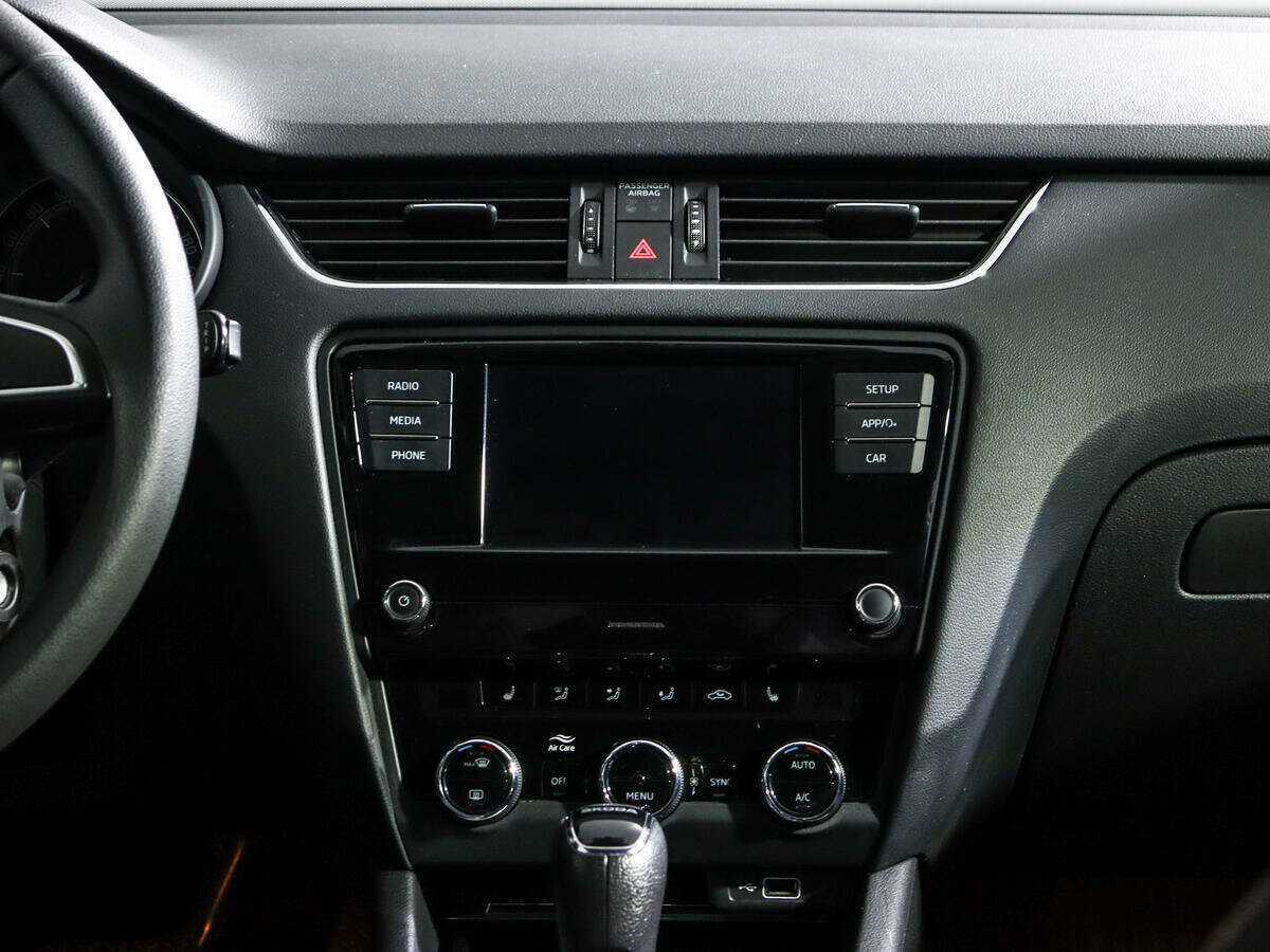 Купить Skoda Octavia с пробегом. Фото: #12