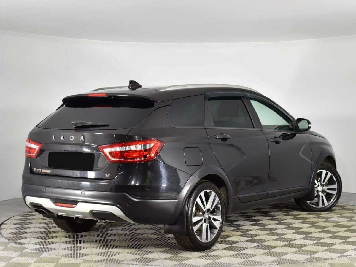 Купить Lada (ВАЗ) Vesta с пробегом. Фото: #1