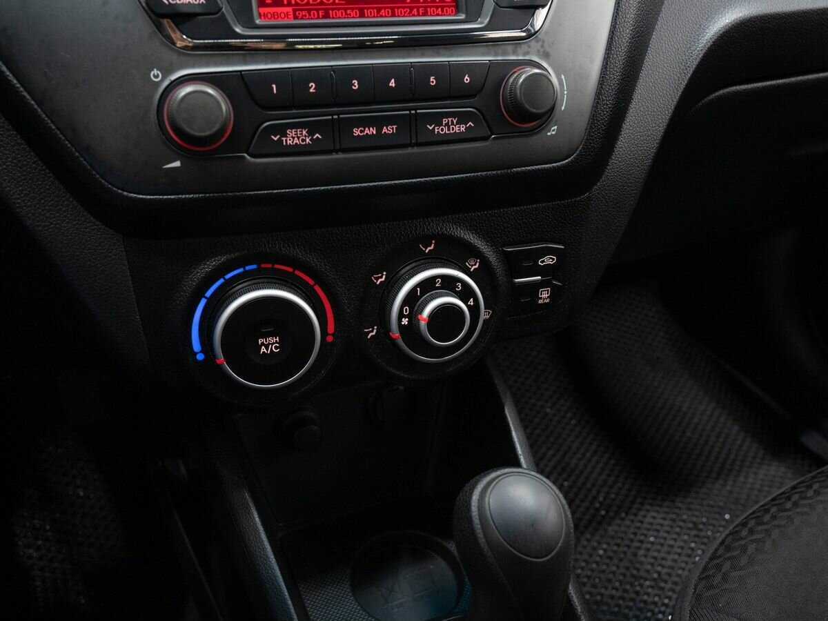 Купить Kia Rio с пробегом. Фото: #16