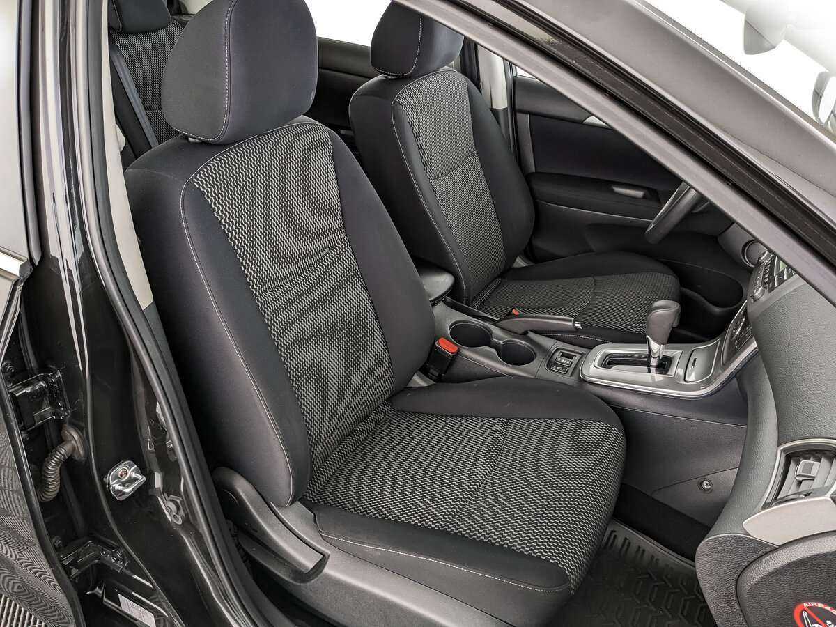 Купить Nissan Tiida с пробегом. Фото: #19