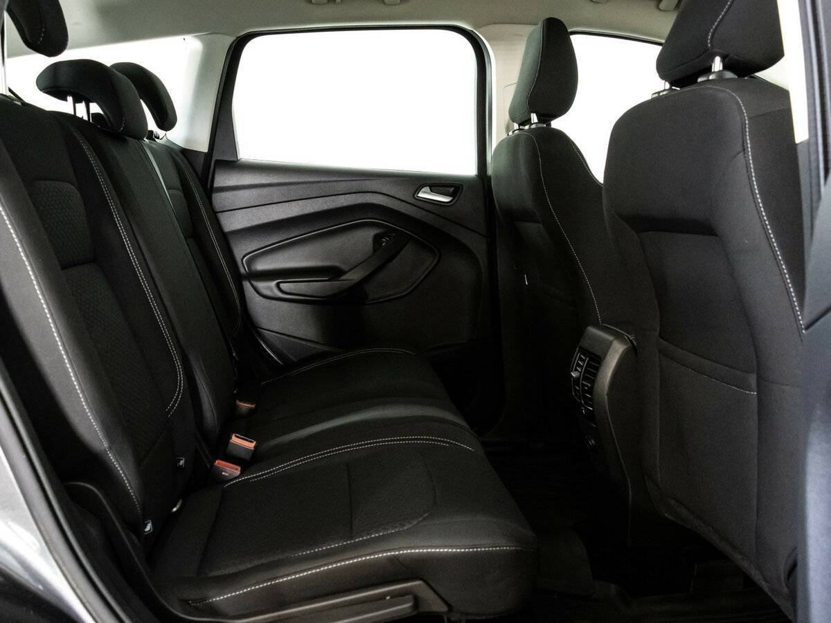 Купить Ford Kuga с пробегом. Фото: #16