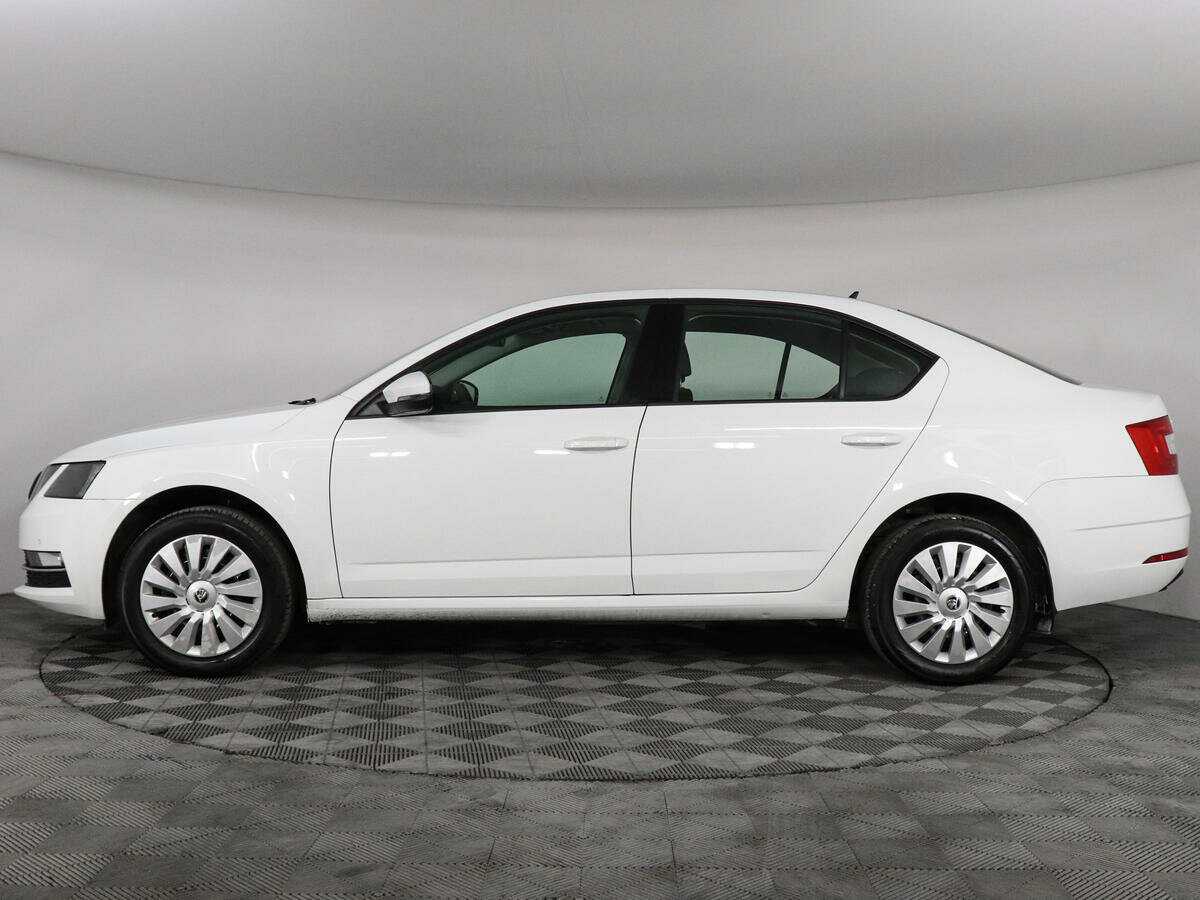 Купить Skoda Octavia с пробегом. Фото: #7