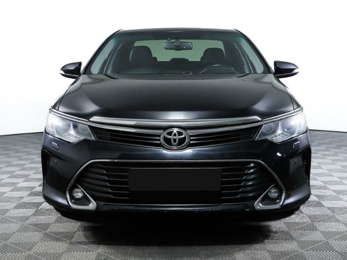 Купить Toyota Camry с пробегом. Фото: #0