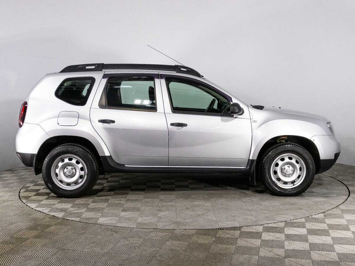 Купить Renault Duster с пробегом. Фото: #3