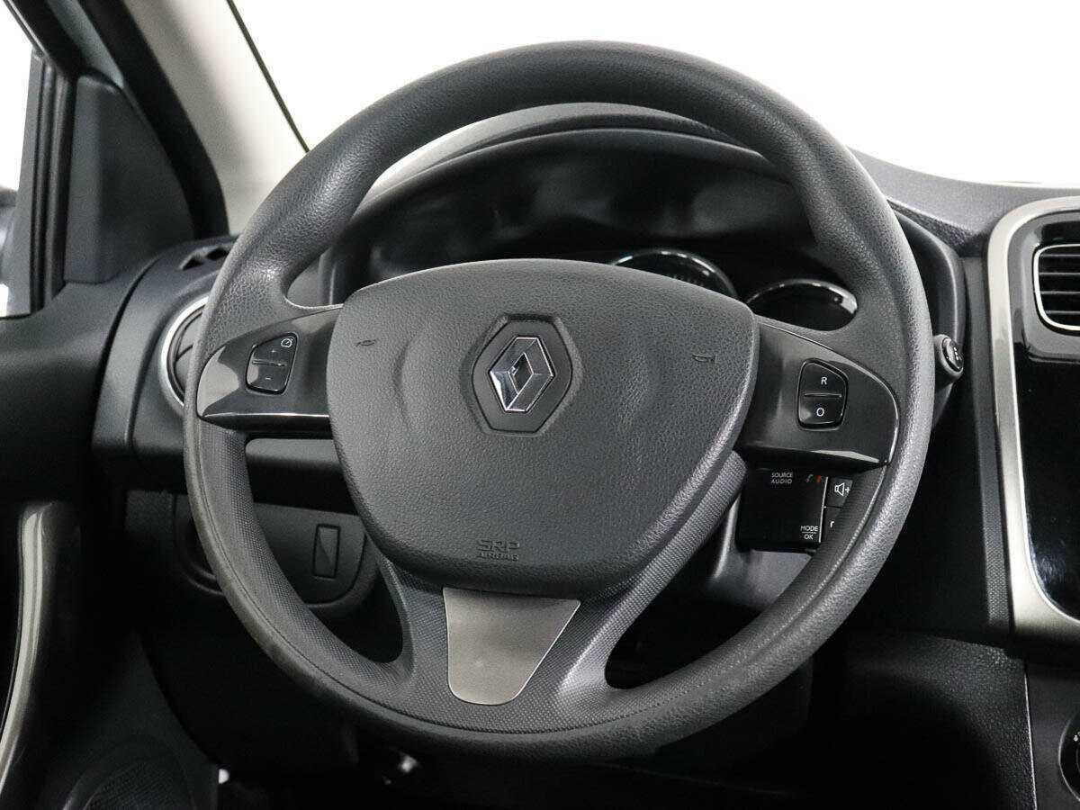 Купить Renault Logan с пробегом. Фото: #12