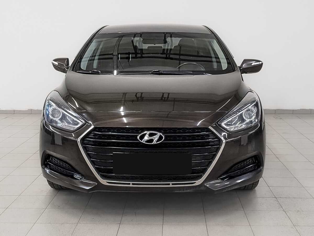 Купить Hyundai i40 с пробегом. Фото: #1