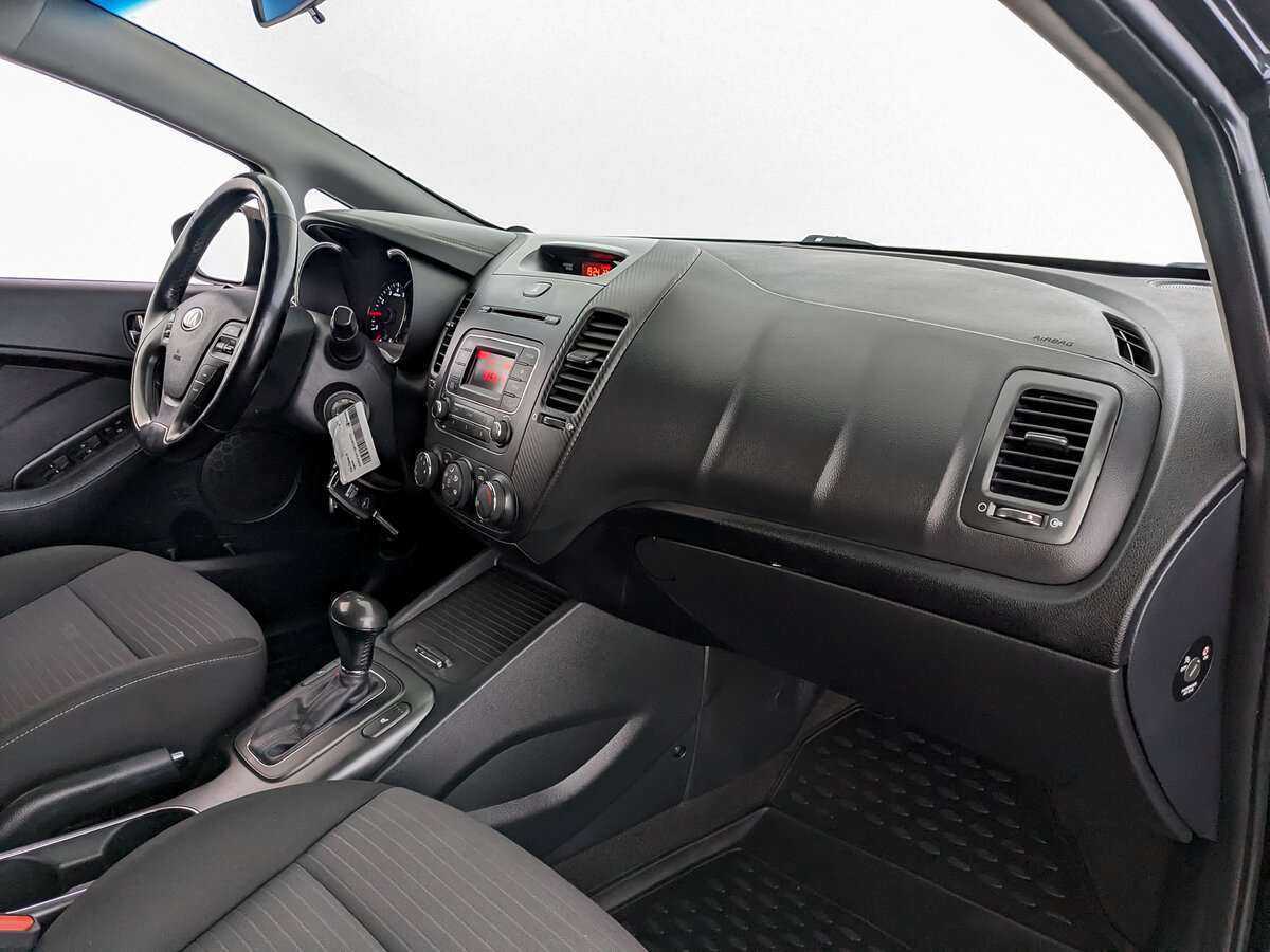 Купить Kia Cerato с пробегом. Фото: #8
