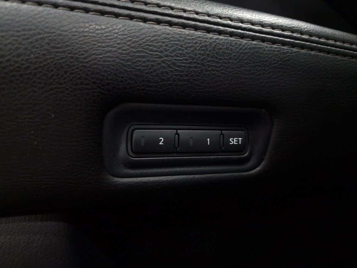 Купить Nissan Pathfinder с пробегом. Фото: #11