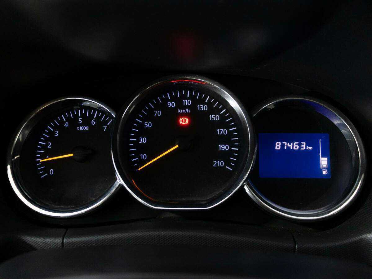 Купить Renault Duster с пробегом. Фото: #11