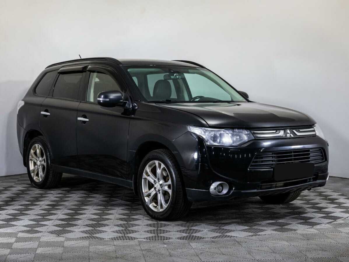 Купить Mitsubishi Outlander с пробегом. Фото: #2