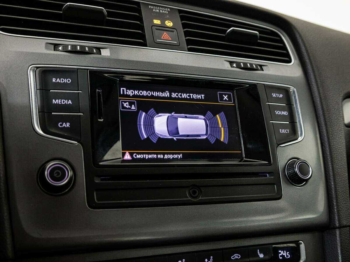 Купить Volkswagen Golf с пробегом. Фото: #13
