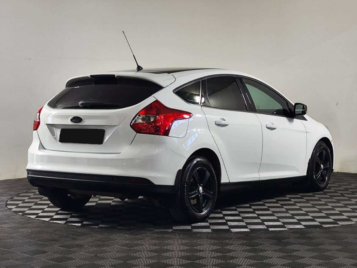 Купить Ford Focus с пробегом. Фото: #3