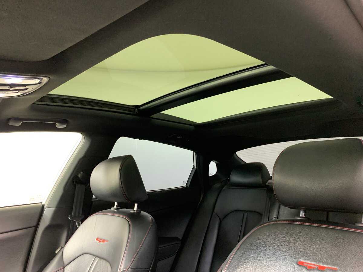 Купить Kia Optima с пробегом. Фото: #16