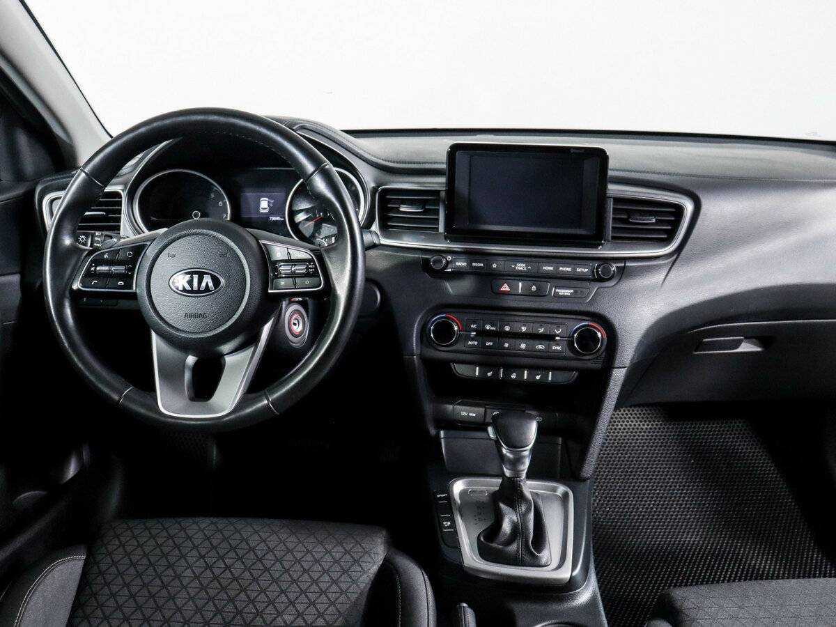 Купить Kia Ceed с пробегом. Фото: #11
