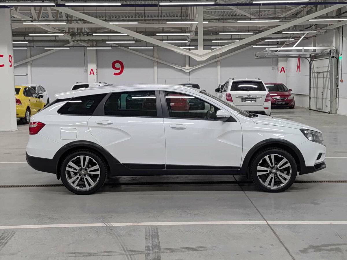 Купить Lada (ВАЗ) Vesta с пробегом. Фото: #3