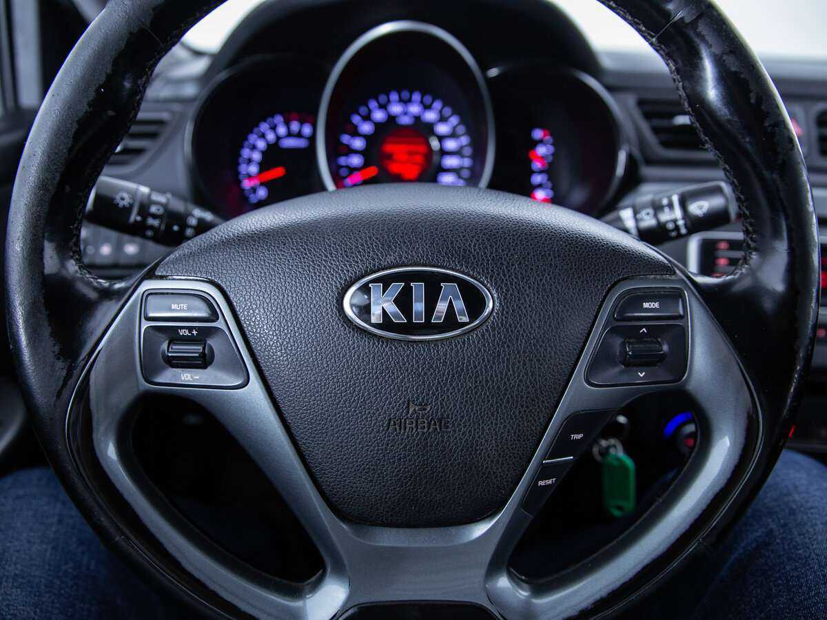 Купить Kia Rio с пробегом. Фото: #13