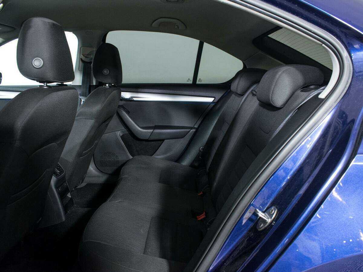 Купить Skoda Octavia с пробегом. Фото: #9