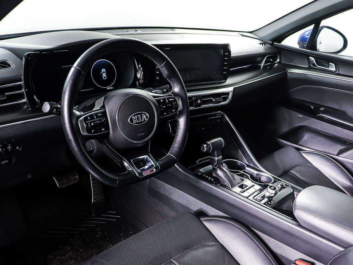 Купить Kia K5 с пробегом. Фото: #12