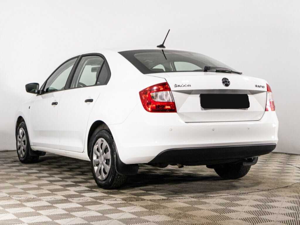 Купить Skoda Rapid с пробегом. Фото: #6
