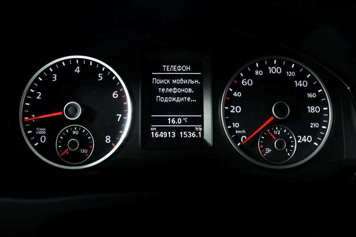 Купить Volkswagen Tiguan с пробегом. Фото: #9