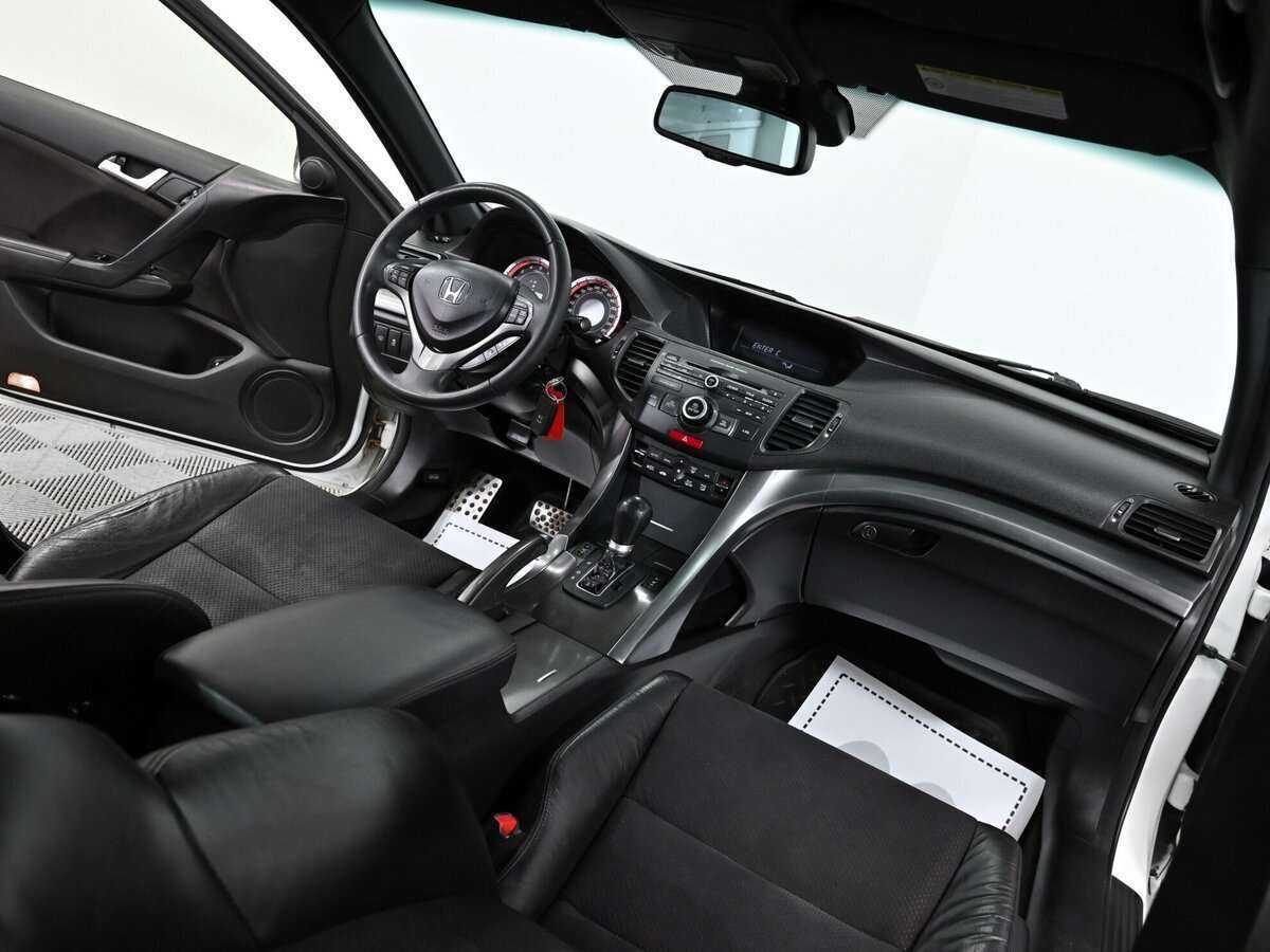 Купить Honda Accord с пробегом. Фото: #5