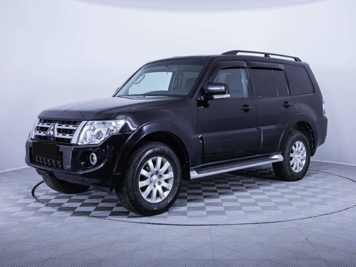 Купить Mitsubishi Pajero с пробегом. Посмотреть фото